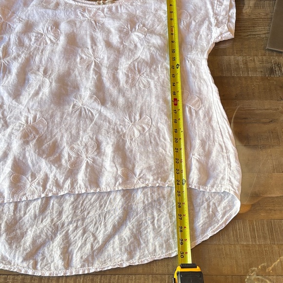 Gorgeous White Italian Linen Embroidered Top - Picture 12 of 14